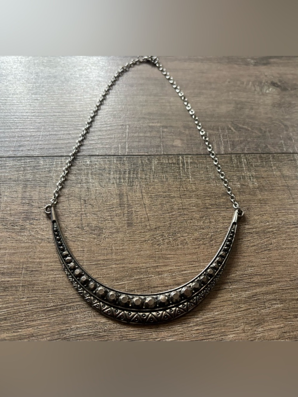 Fashion Jewelry women’s bohemian tribal metal torque style necklace with chain